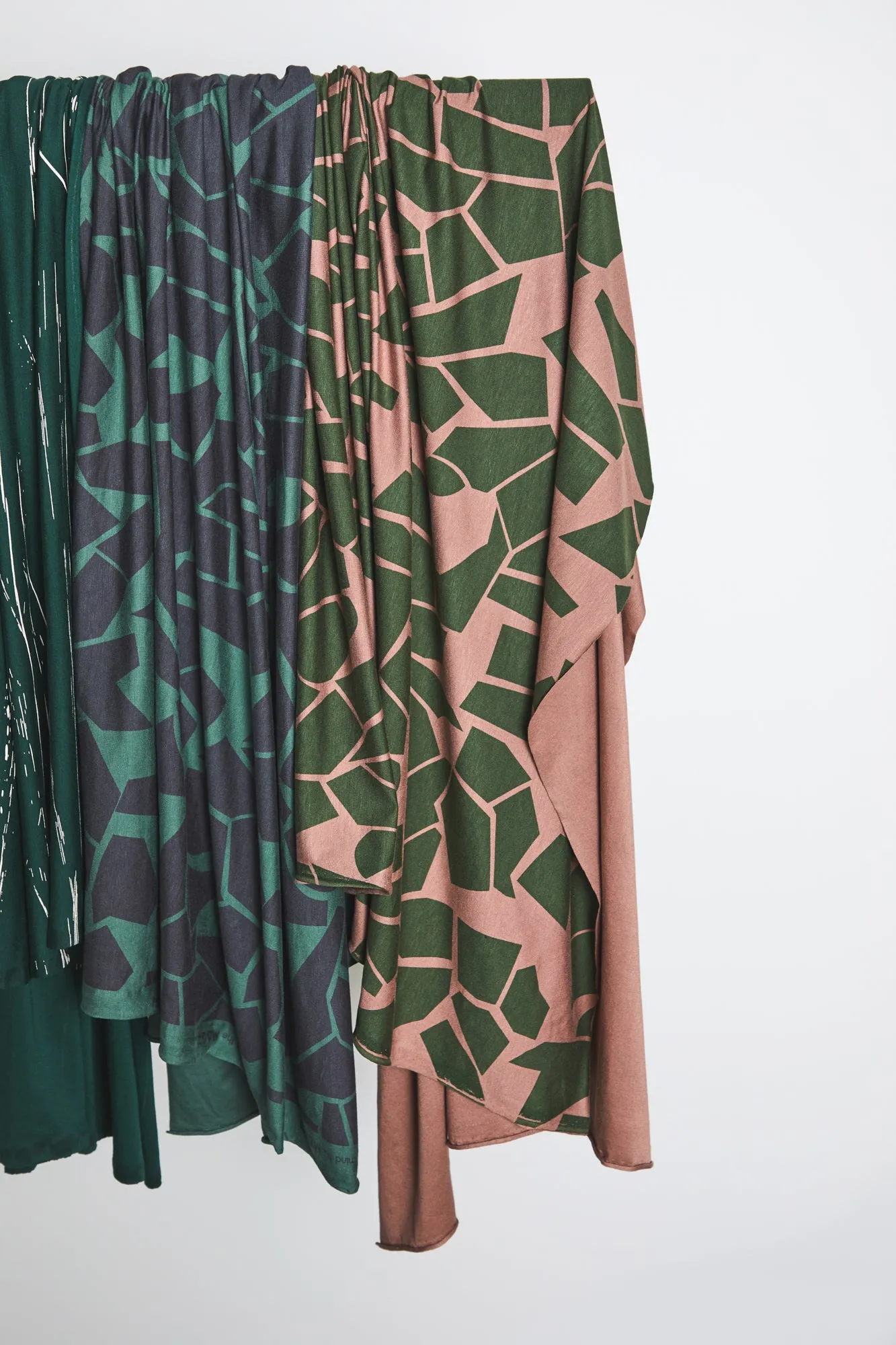 Mind The MAKER - Odd Puzzle Old Rose ECOVERO™ Saja Viscose Jersey
