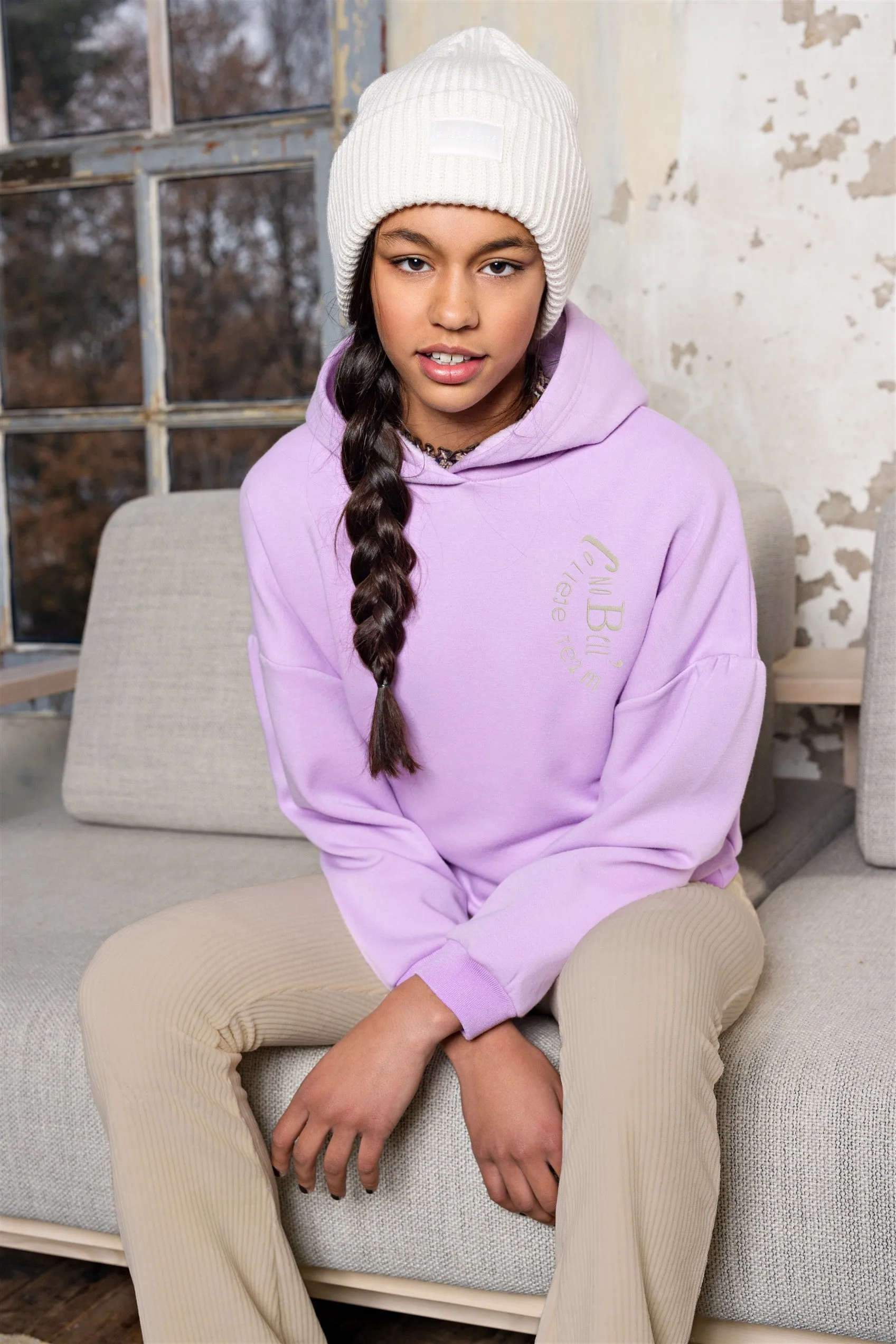 NoBell King soft girls hooded sweater