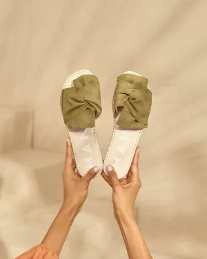 Soft Suede Sandals With Knot - R15JK - Hamptons Kaki Green