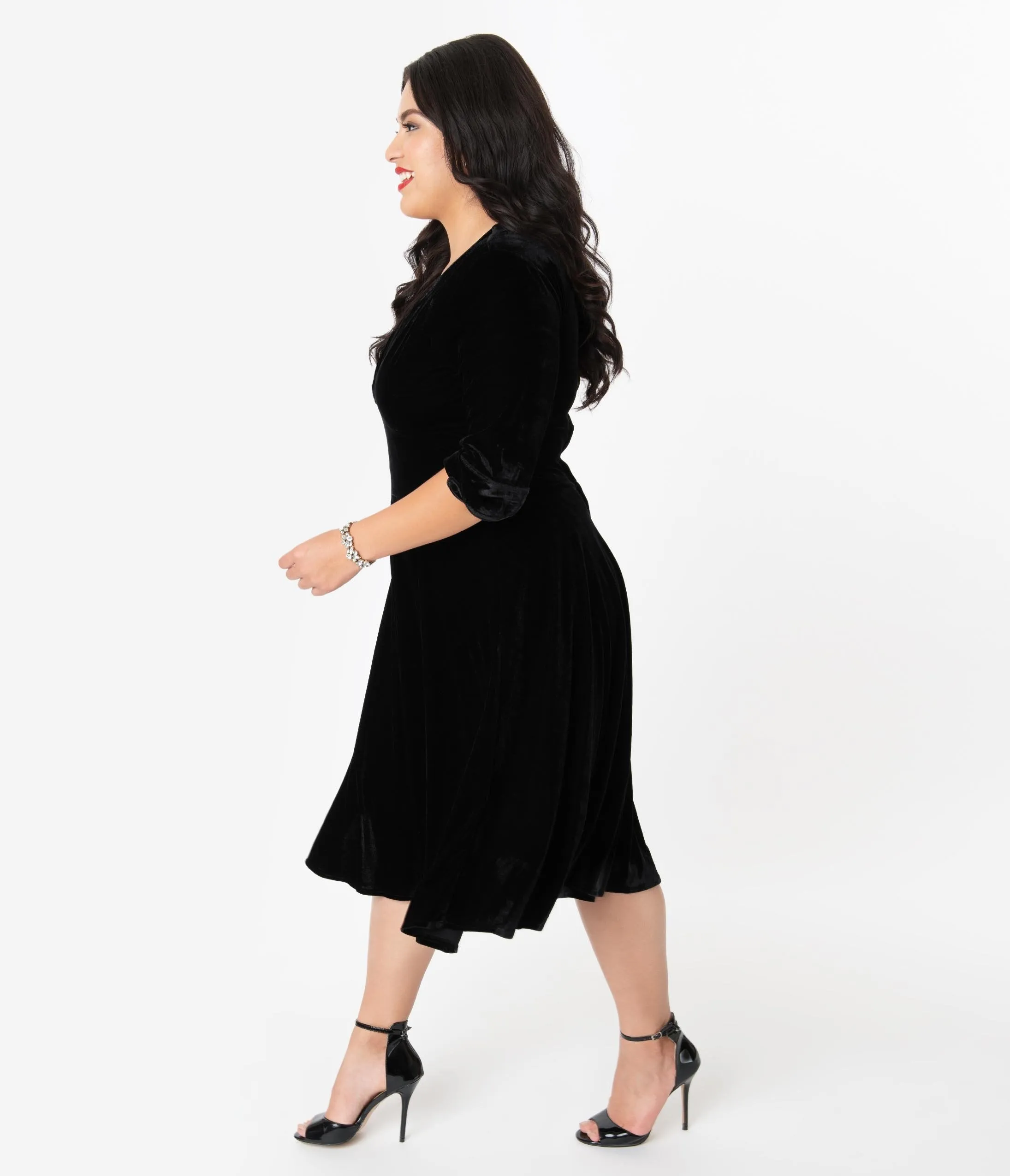 Unique Vintage Plus Size 1950s Black Velvet Delores Swing Dress with Sleeves
