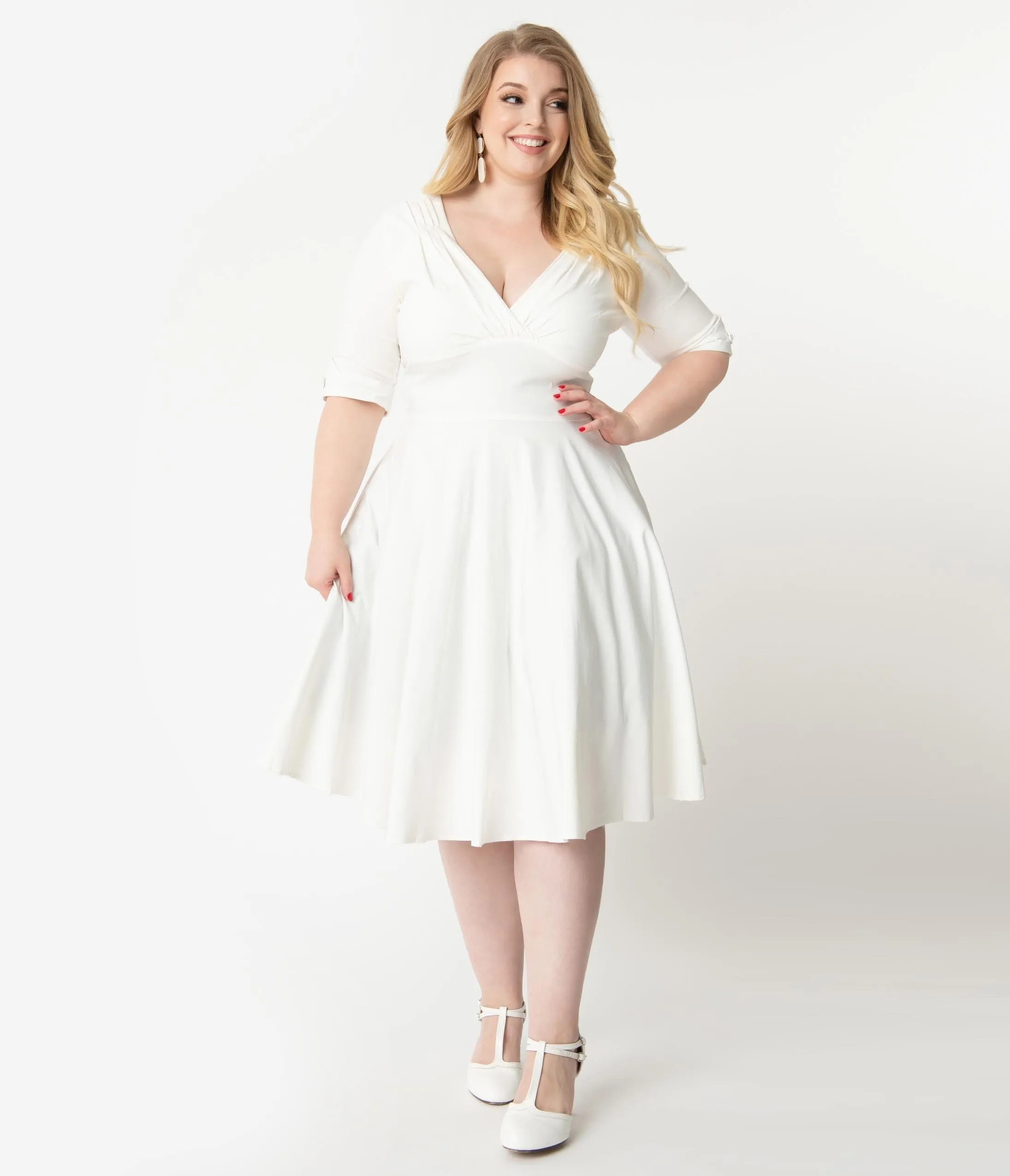 Unique Vintage Plus Size 1950s Ivory Delores Swing Dress with Sleeves